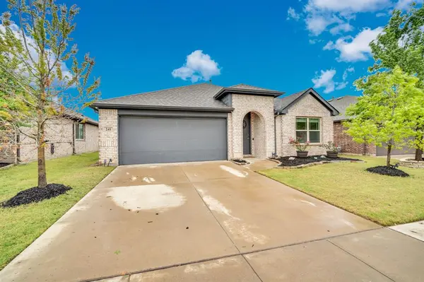 241 White Tail Lane, Alvarado, TX 76009