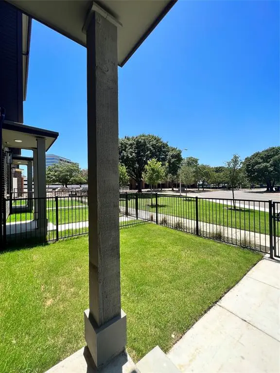 4020 McEwen Road #8113, Farmers Branch, TX 75244