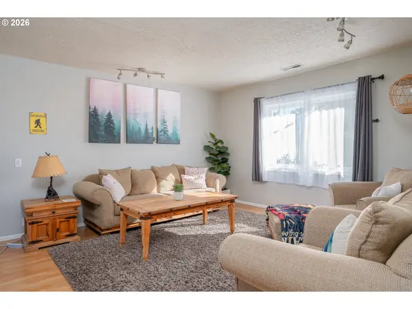 137 ADEN ST SW, Castle Rock, WA 98611