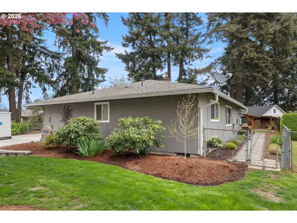 15822 SE ALPENGLADE CT, Milwaukie, OR 97267