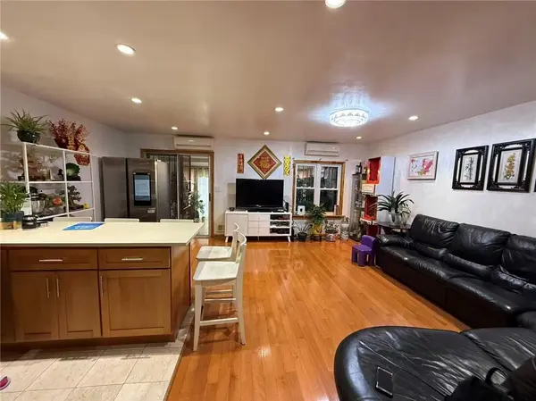 2856 West 30th ST, Brooklyn, NY 11224