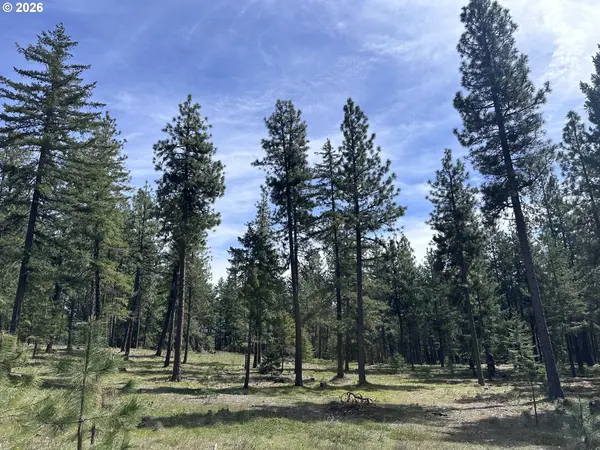 000 Hearthside LN, Goldendale, WA 98620