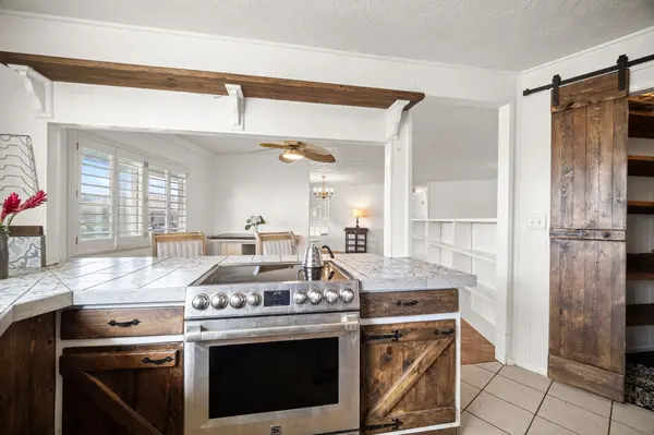 4067 HOOLAKO PL, Lihue, HI 96766