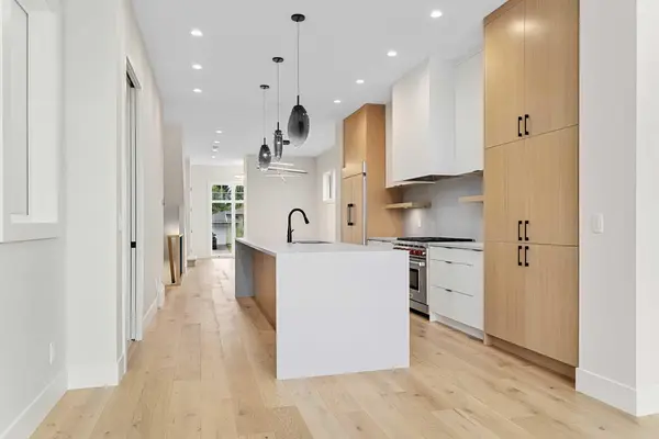 1602 30 AVE SW, Calgary, AB T2T 1P4