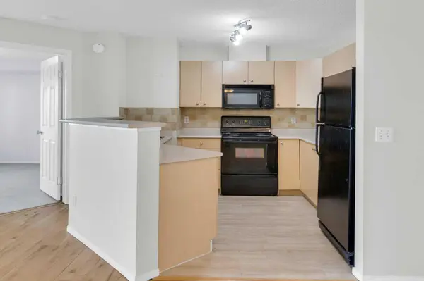 604 8 ST SW #3110, Airdrie, AB T4B 2W4