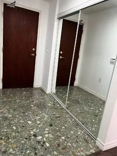 26 Olive AVE #902, Toronto C14, ON M2N 7G7