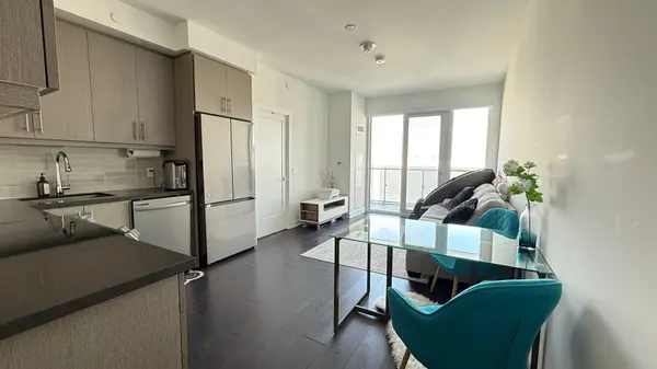 95 Oneida CRES #2304, Richmond Hill, ON L4B 0H5