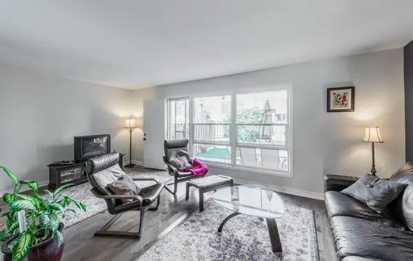 713 Burnhamthorpe RD #49, Toronto W08, ON M9C 2Z6