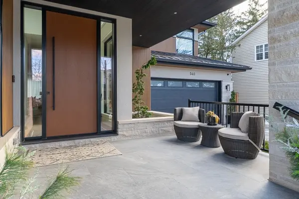 540 Patricia DR, Oakville, ON L6K 1M2