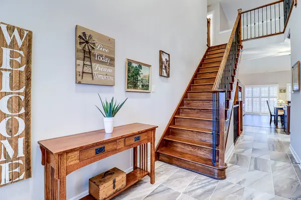 3 Alamode RD, Brampton, ON L6R 3Z8