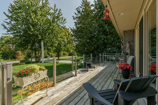 142 Lakeshore RD S, Meaford, ON N4L 0A7