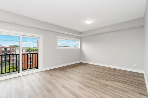 255 Presland RD, Overbrook - Castleheights And Area, ON K1K 2B6