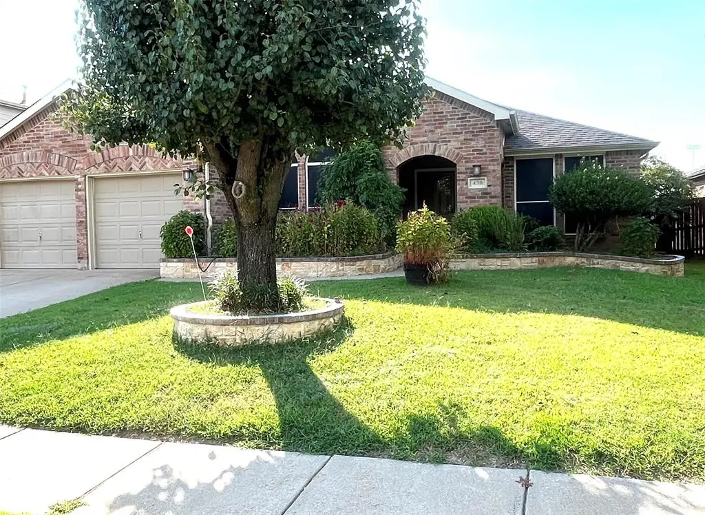 430 Chinaberry Trail, Forney, TX 75126