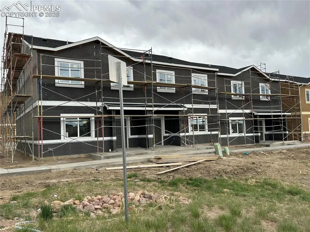 7862 Carrside GRV, Colorado Springs, CO 80951