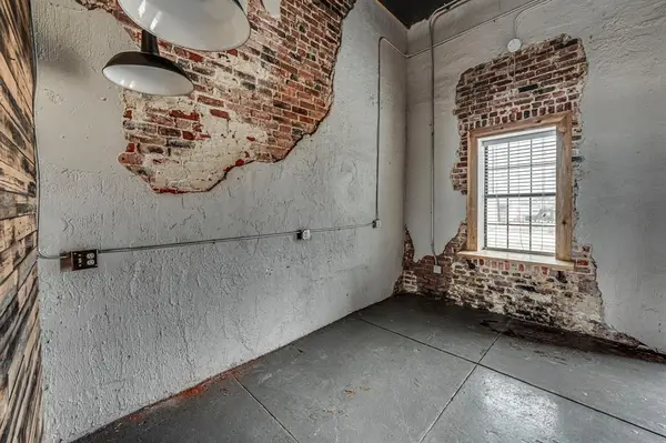 111 N Main Street, Milford, TX 76670