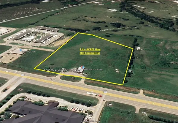 2003 W Audie Murphy Parkway, Farmersville, TX 75442