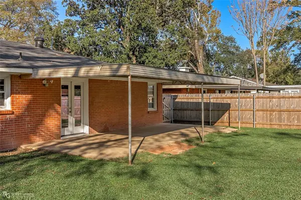 815 E Washington Street, Shreveport, LA 71104