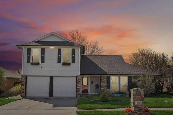 1105 Parkhill Avenue, Saginaw, TX 76179