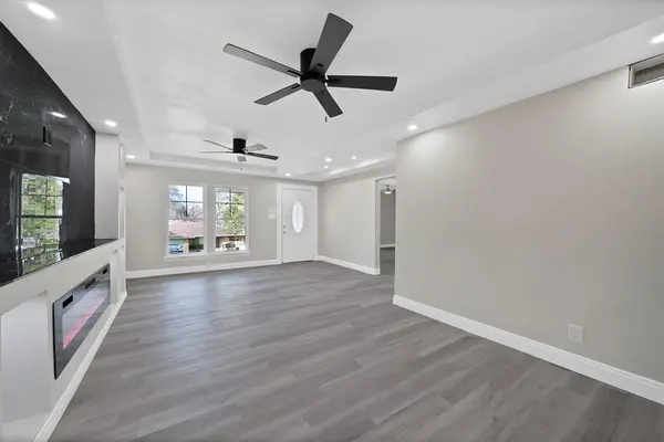 1122 Pinedale Lane, Dallas, TX 75241