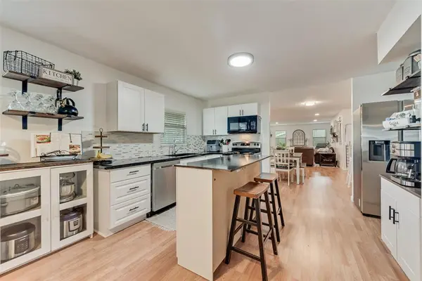 6555 Calmont Avenue, Fort Worth, TX 76116