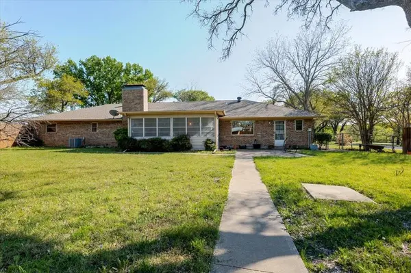 3700 Indian Camp Road, Willow Park, TX 76087
