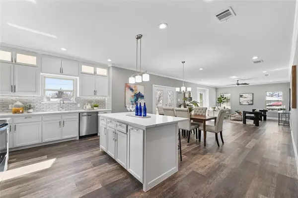 639 Legendary Lane, Gun Barrel City, TX 75156