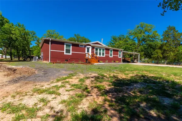 210 Grubbs Lane, Gun Barrel City, TX 75156