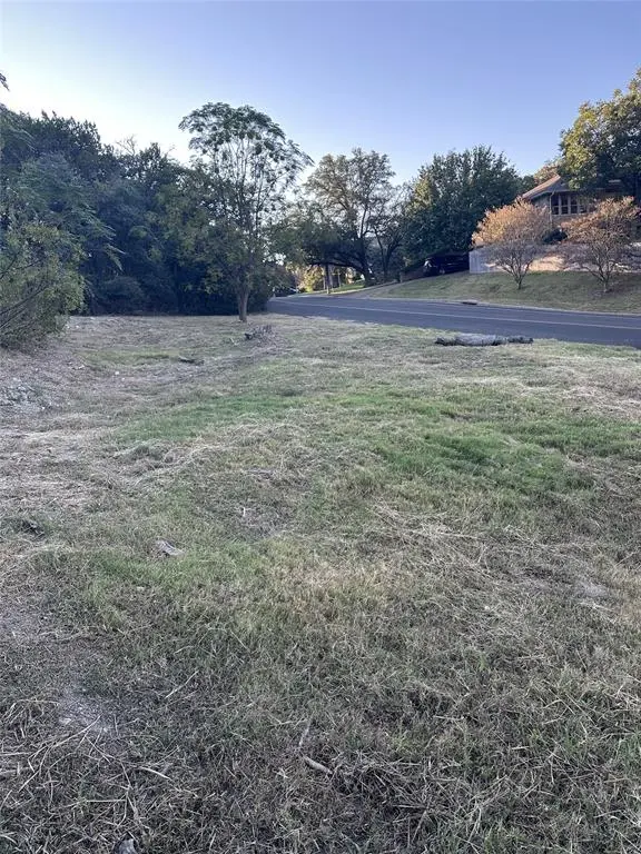 803 Poage Drive, Woodway, TX 76712