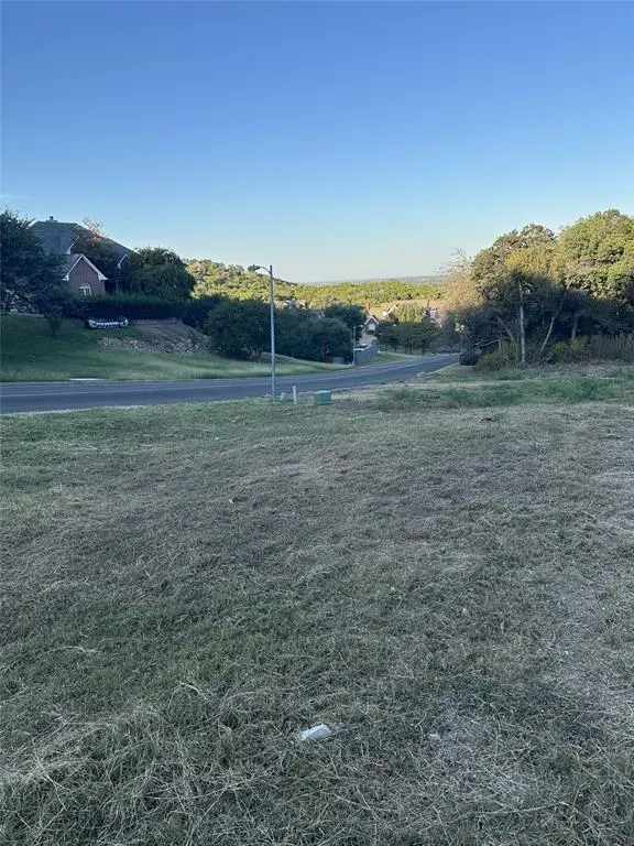 803 Poage Drive, Woodway, TX 76712