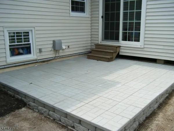 1 Willow St, Chatham Boro, NJ 07928