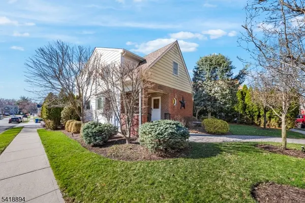 24 Maple Ave, Waldwick Boro, NJ 07463