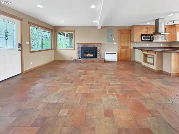 7350 SW STEWART ST, Portland, OR 97223