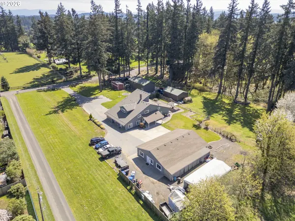 18493 S FERGUSON RD, Oregon City, OR 97045