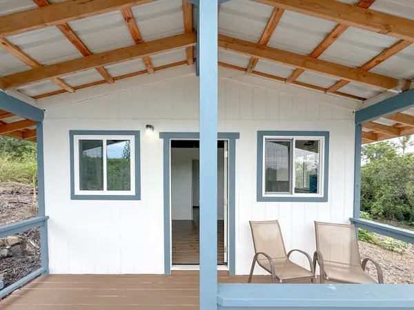 94-6410 HOLOWAI ST, Naalehu, HI 96772