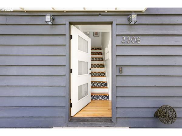 3308 SE 165TH AVE, Portland, OR 97236