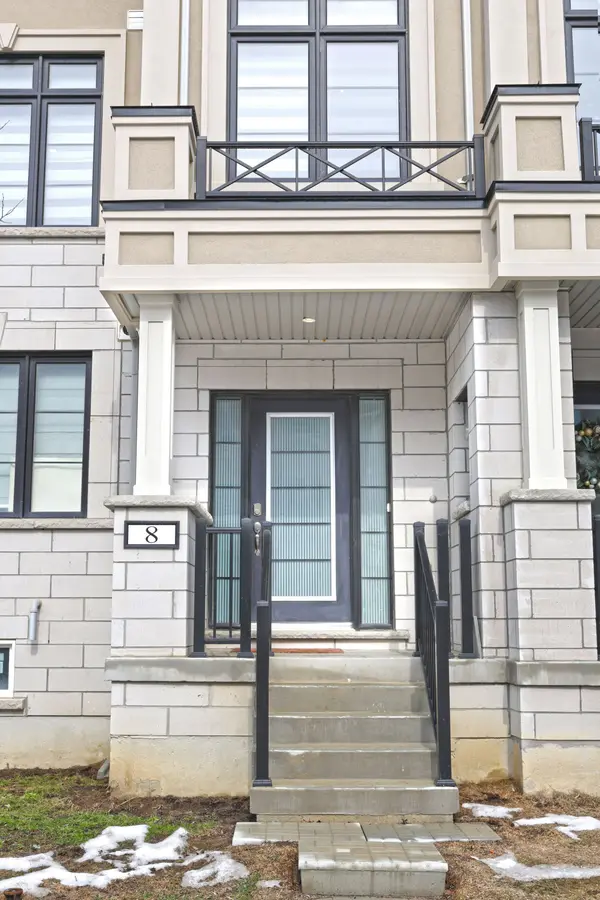 8 Guardhouse CRES, Markham, ON L6C 3J7