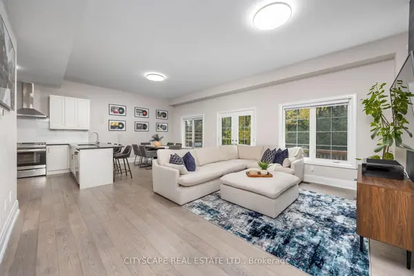 74 Old Bloomington RD, Aurora, ON L4G 0M2