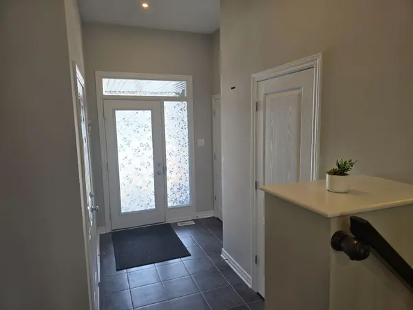 888 Fletcher CIR, Kanata, ON K2T 0B8