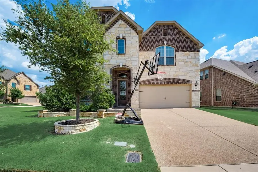 321 Prairie Hill Trail, Lewisville, TX 75056