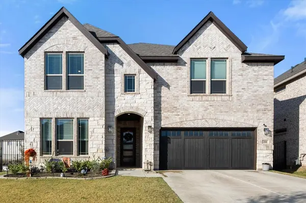 201 Blackbird Drive, Aledo, TX 76008