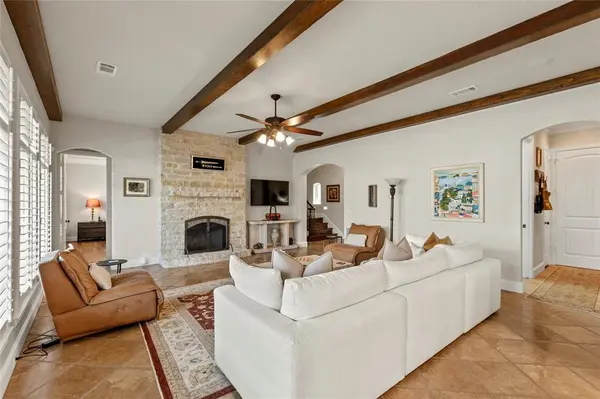 111 Saint Annes Drive, Mabank, TX 75156