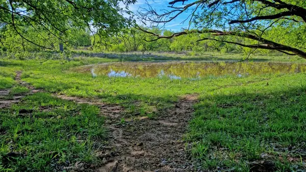 0 Applegate, Bowie, TX 76230