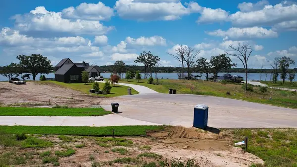 7011 Lakeshore Way, Eustace, TX 75148