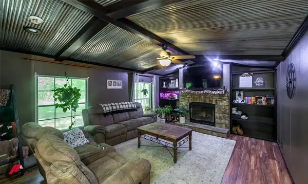 7364 Greywood Drive, Shreveport, LA 71107