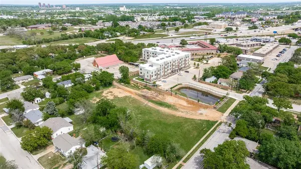 1100 Willowwood Street, Denton, TX 76205