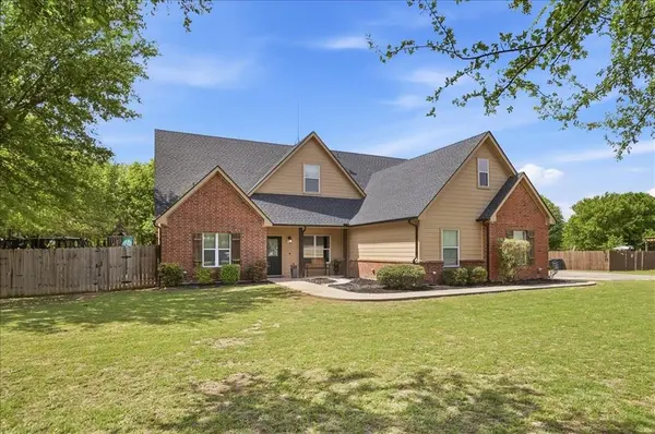 112 Mylea Lane, Weatherford, TX 76087