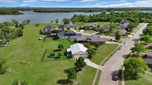 348 Hardwicke Lane, Little Elm, TX 75068