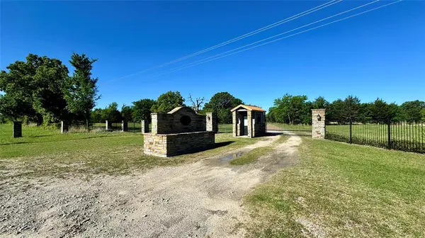 11656 FM 751, Wills Point, TX 75169