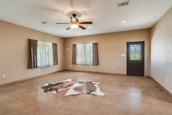 473 Clountz Lane, Pottsboro, TX 75076