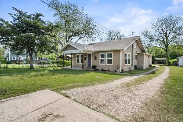 2215 W Park Row Boulevard, Corsicana, TX 75110